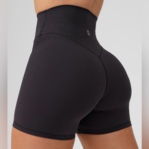 BuffBunny Rosa shorts NWT size Small S Onyx Black